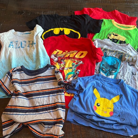 Lot of 8 Short Sleeve T-Shirts Boys Size XS/S - 5-6 - Picture 1 of 9